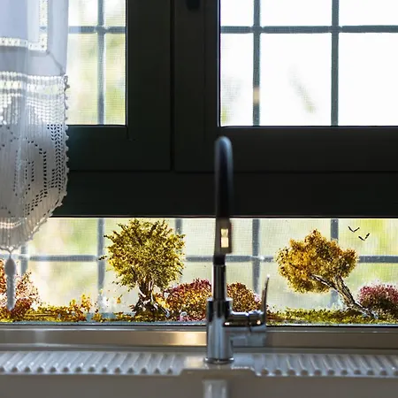 The Hobbit Hole 別荘 *