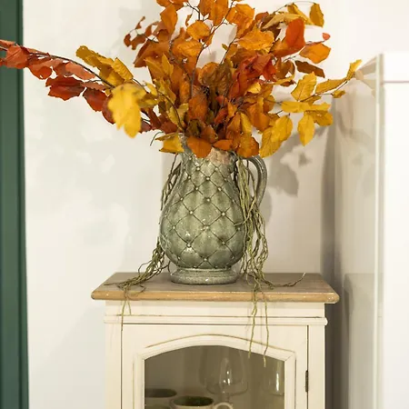 The Hobbit Hole 펜션 트리칼라