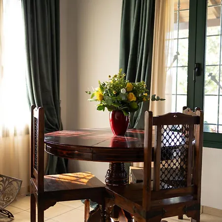 펜션 The Hobbit Hole *